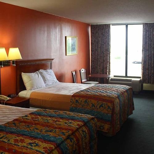 Hotel 6-cleveland, Tn 2*