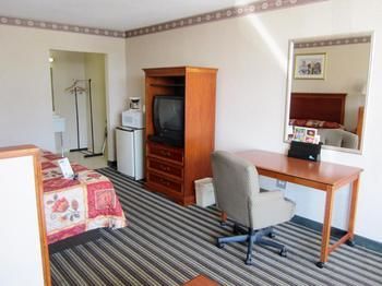 6-cleveland, Tn Hotel 2*